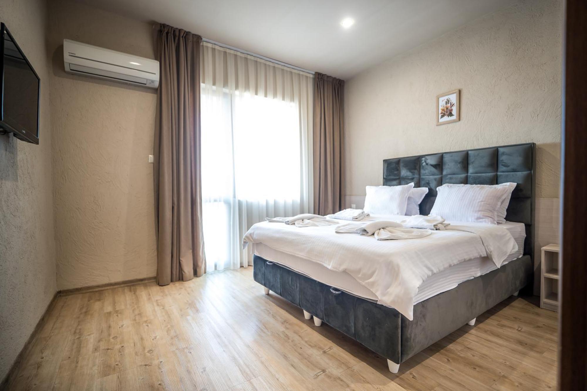 Hotel Royal Bath Banya  Exterior photo